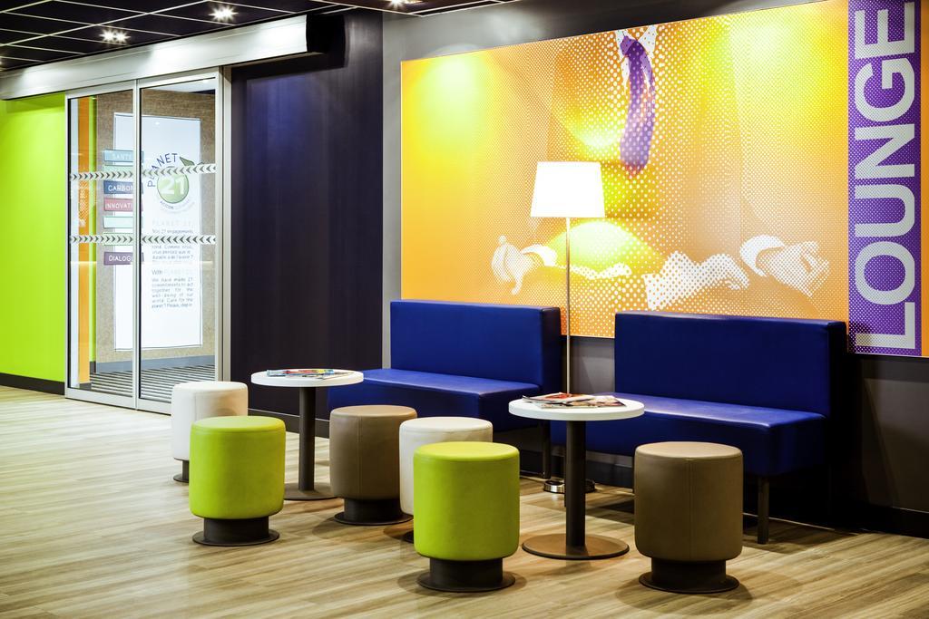 Ibis Budget Grigny Centre Екстериор снимка