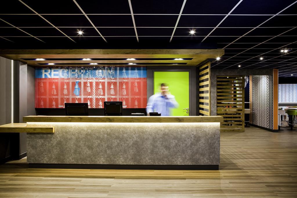 Ibis Budget Grigny Centre Екстериор снимка