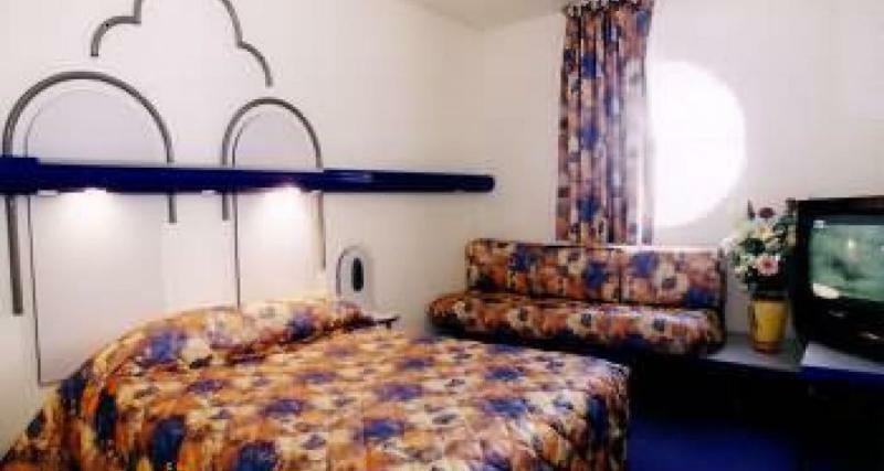 Ibis Budget Grigny Centre Екстериор снимка